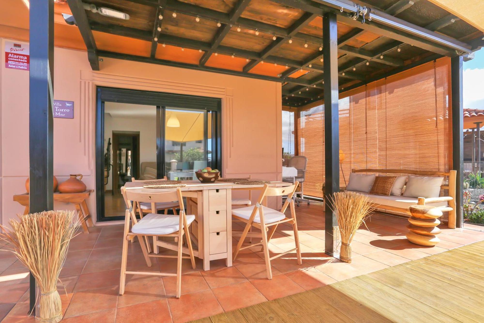 Villa La Torre Del Mar, Un Rincon En El Atlantico Lajares- Origomare - Remote Work Lajares